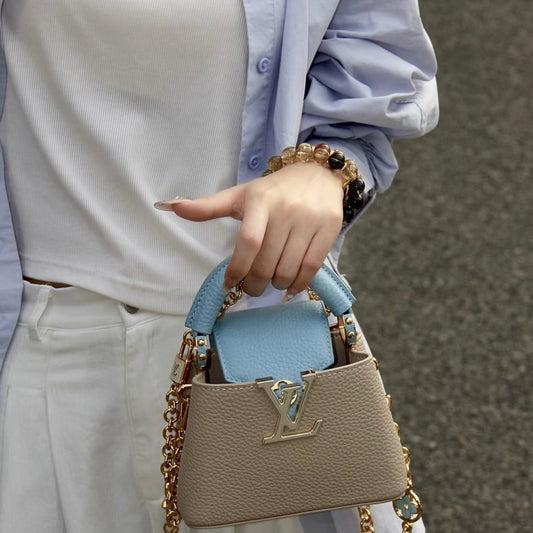 How to Choose a Crystal Bracelet That You’ll Actually Wear