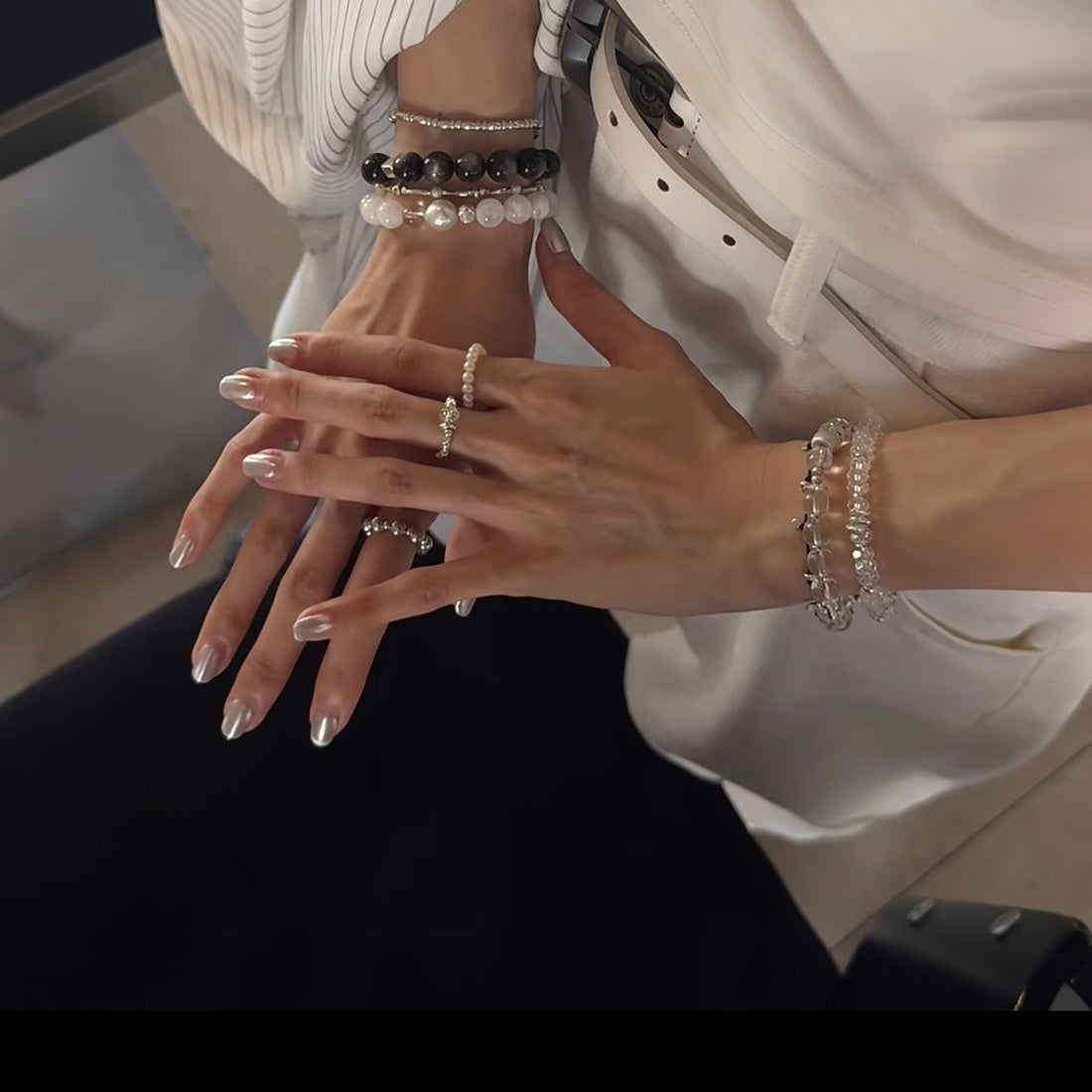 Why Some Bracelet Stacks Feel Effortless — And Others Feel Overstyled