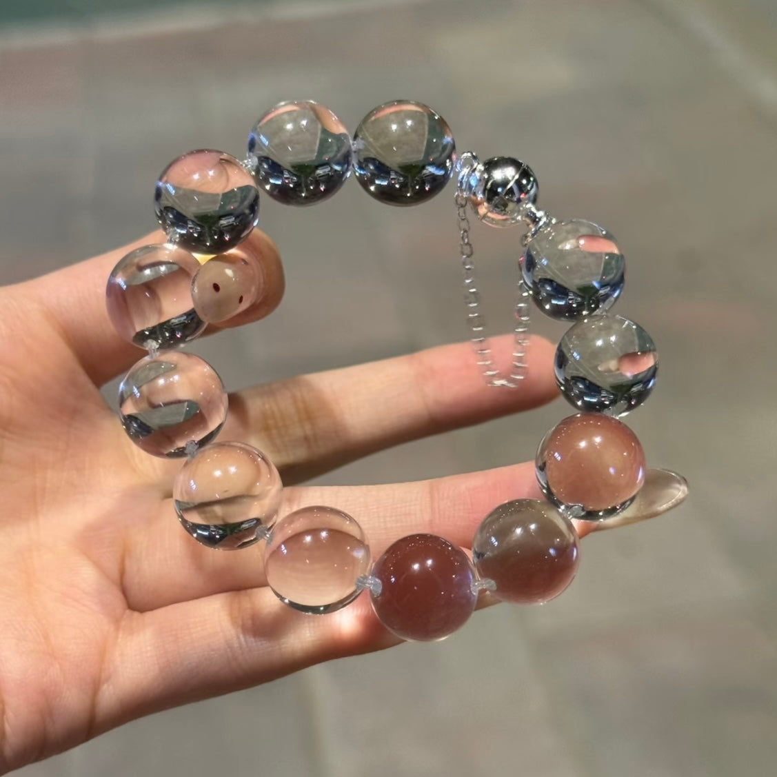 Elegant clear quartz crystal bracelet for emotional balance and minimalist fashion