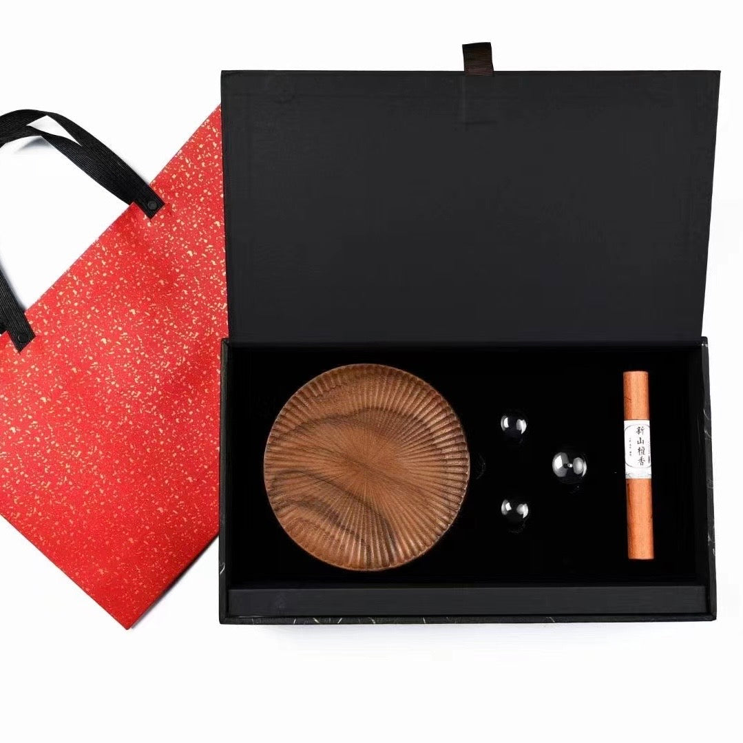 Luxury gift packaging for the natural white crystal dewdrop incense burner.